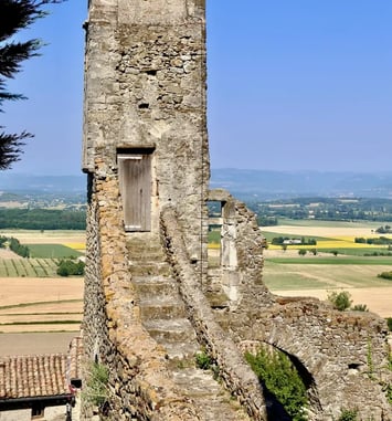 Visite Guidée de Châteauneuf-de-Mazenc, village perché à la Bégude-de-Mazenc