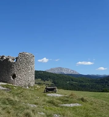 Visitez les moulins à vent de la Mure