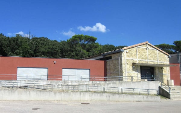 Salle des fêtes de Suze-la-rousse