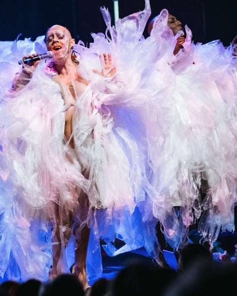 Cabaret drag : Madame ose Bashung